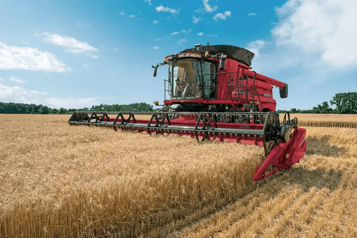 Tractor using combine