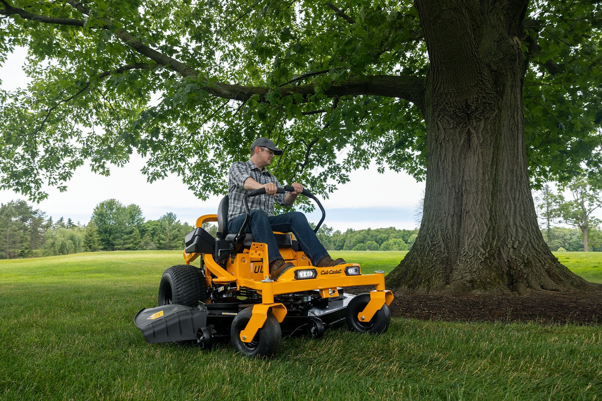 Cub Cadet Zero Turn Mower